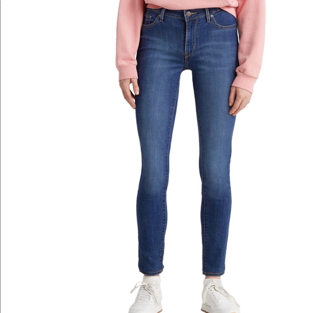 Levi’s 711 skinny jean